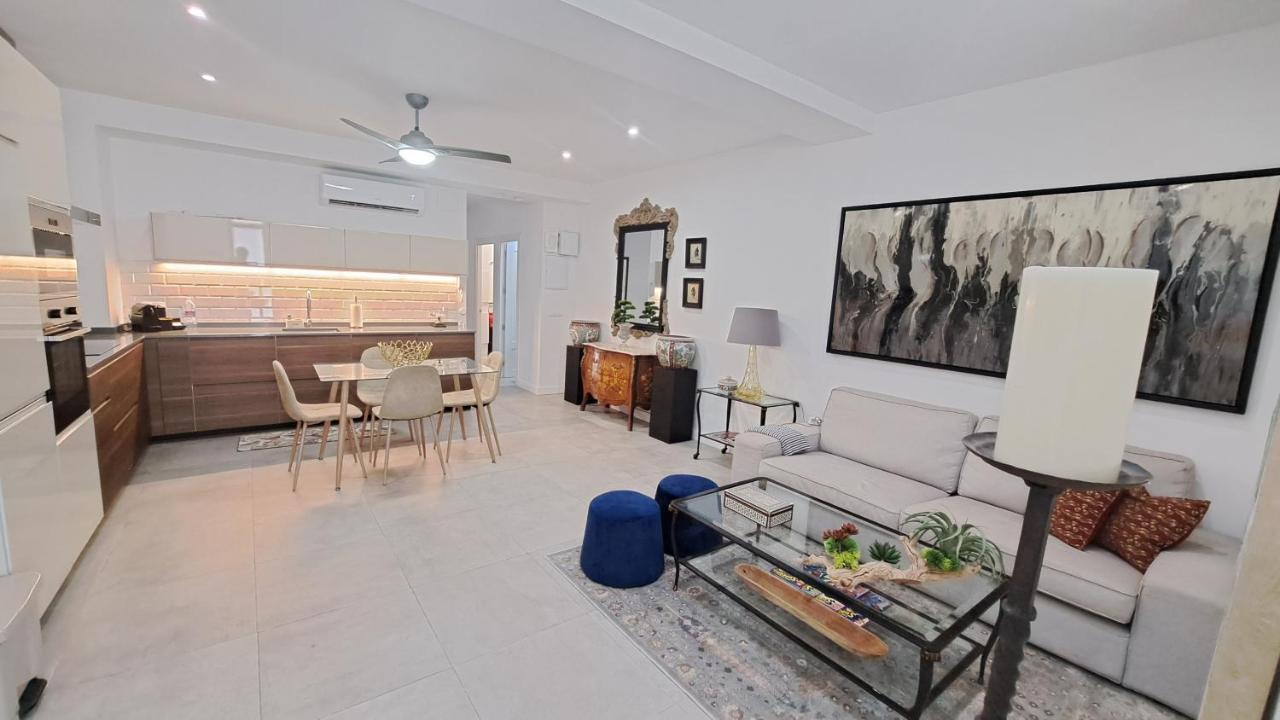 Apartmán New! Renovated, Centrally Located, Private Entrance, Terrace Valencie Exteriér fotografie