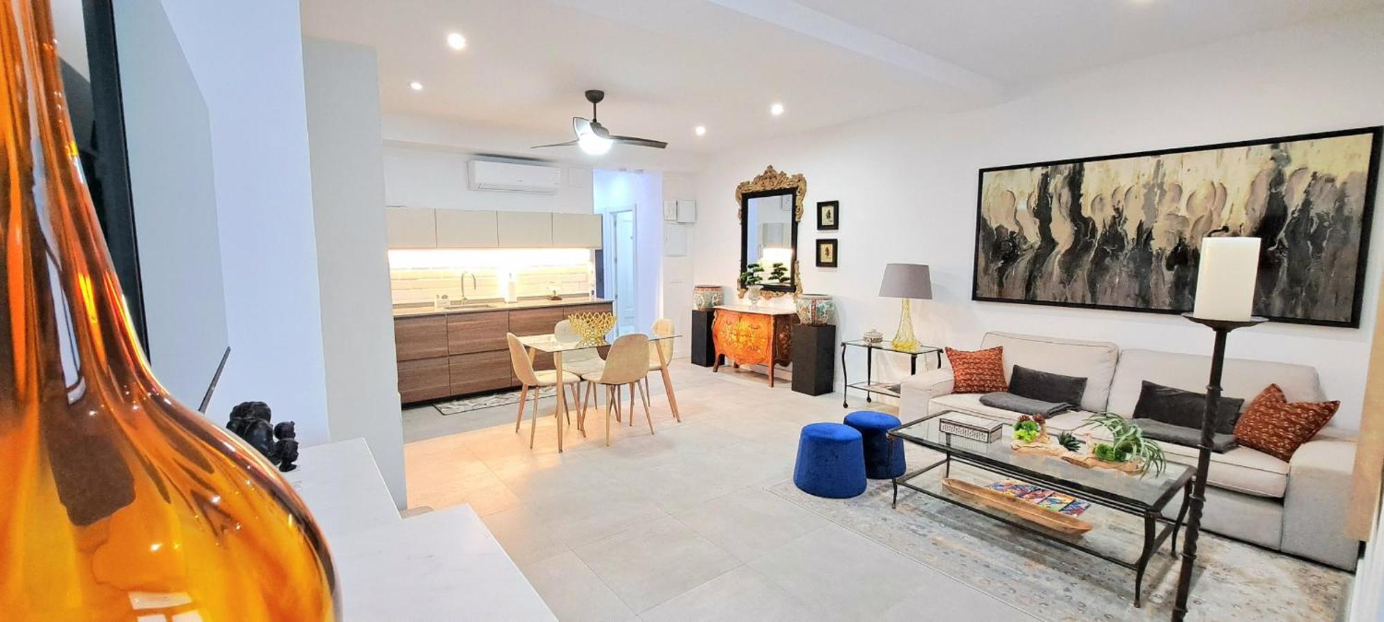 Apartmán New! Renovated, Centrally Located, Private Entrance, Terrace Valencie Exteriér fotografie